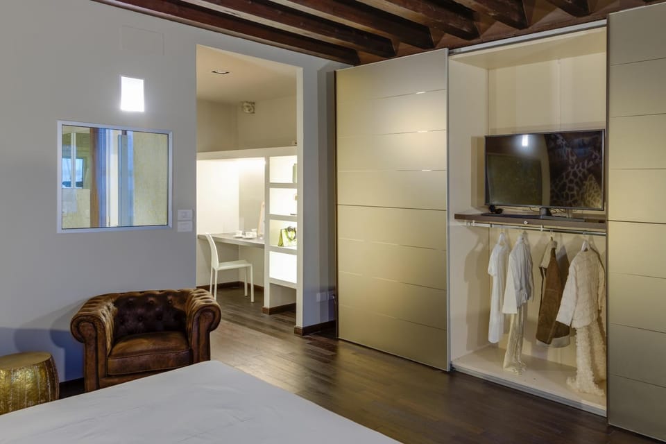 TV and multimedia, Bedroom