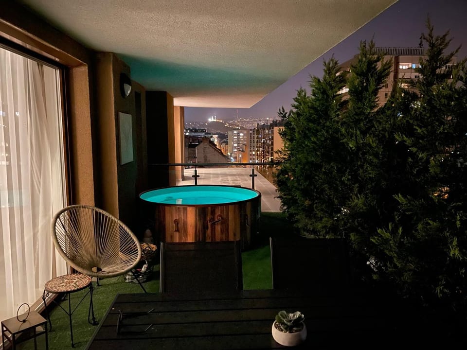 Hot Tub