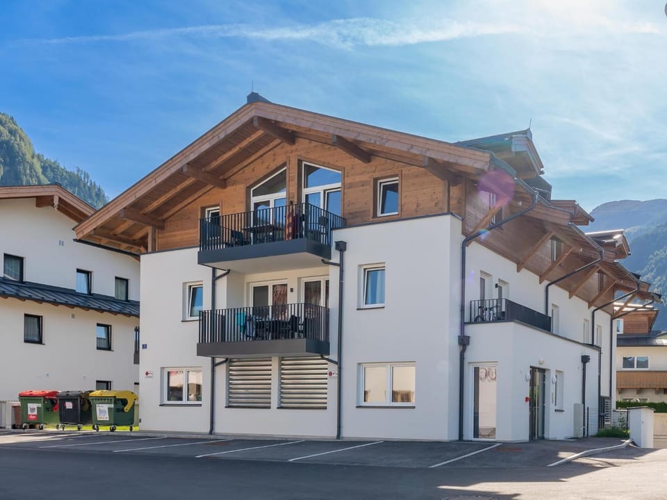 Property building, Summer