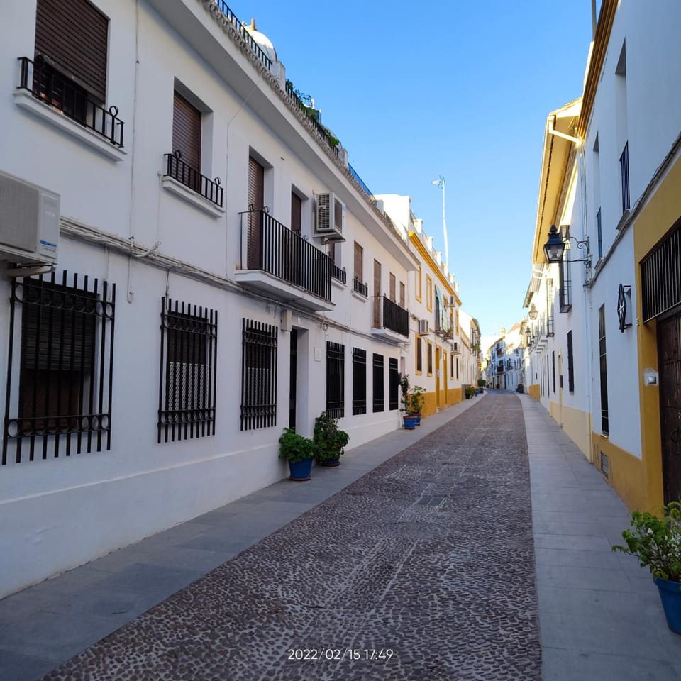 MiRa Los Patios Apartment in Cordoba
