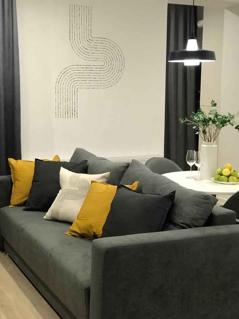 Living room, Seating area