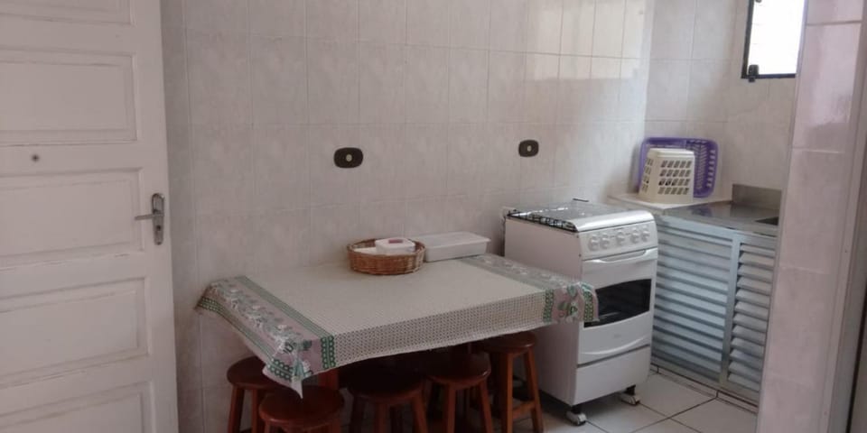 Apartamento ( Kitão ) Frente pro Mar, Vila Caiçara, Praia Grande. Apartment in State of São Paulo