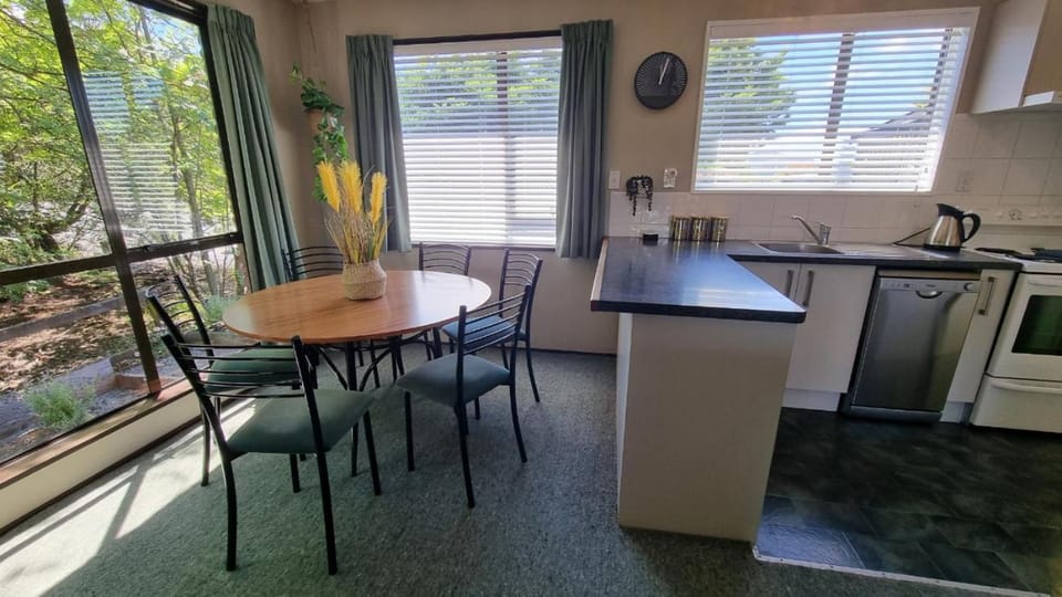 27 Alpine Avenue House in Hanmer Springs