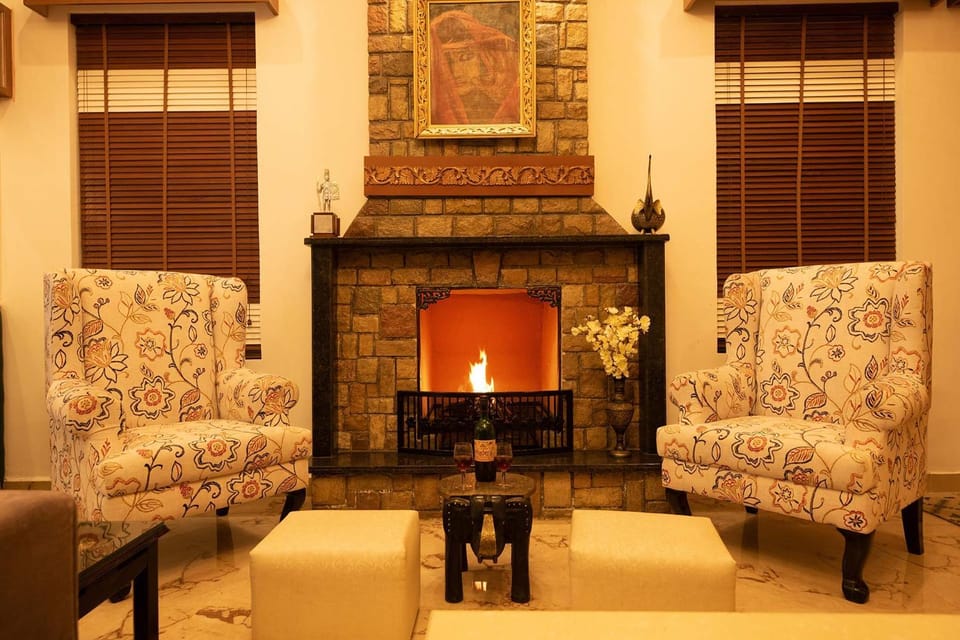 Living room, Seating area