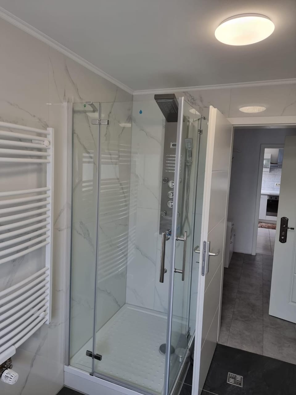 Shower, Bathroom