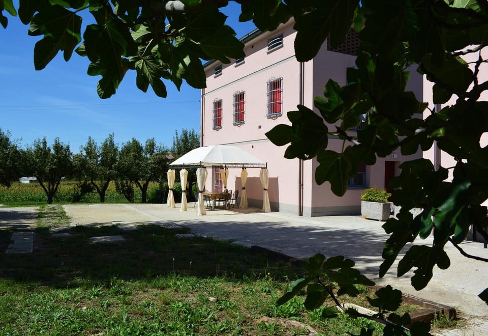 Facade/entrance, Day, Summer, Garden, View (from property/room), Decorative detail