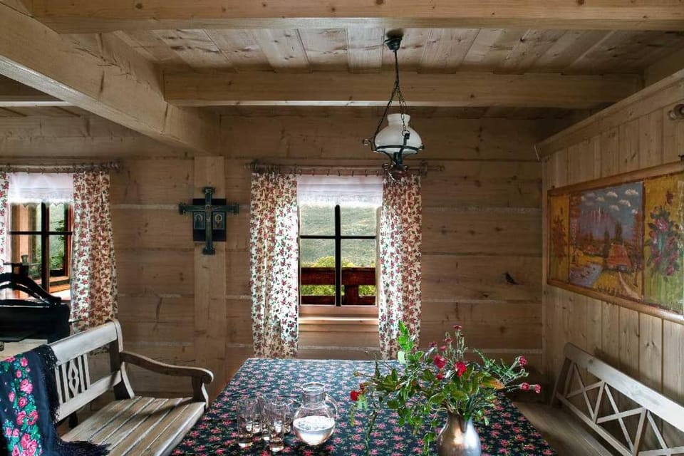 CHATA NA LECHÓWCE House in Lesser Poland Voivodeship