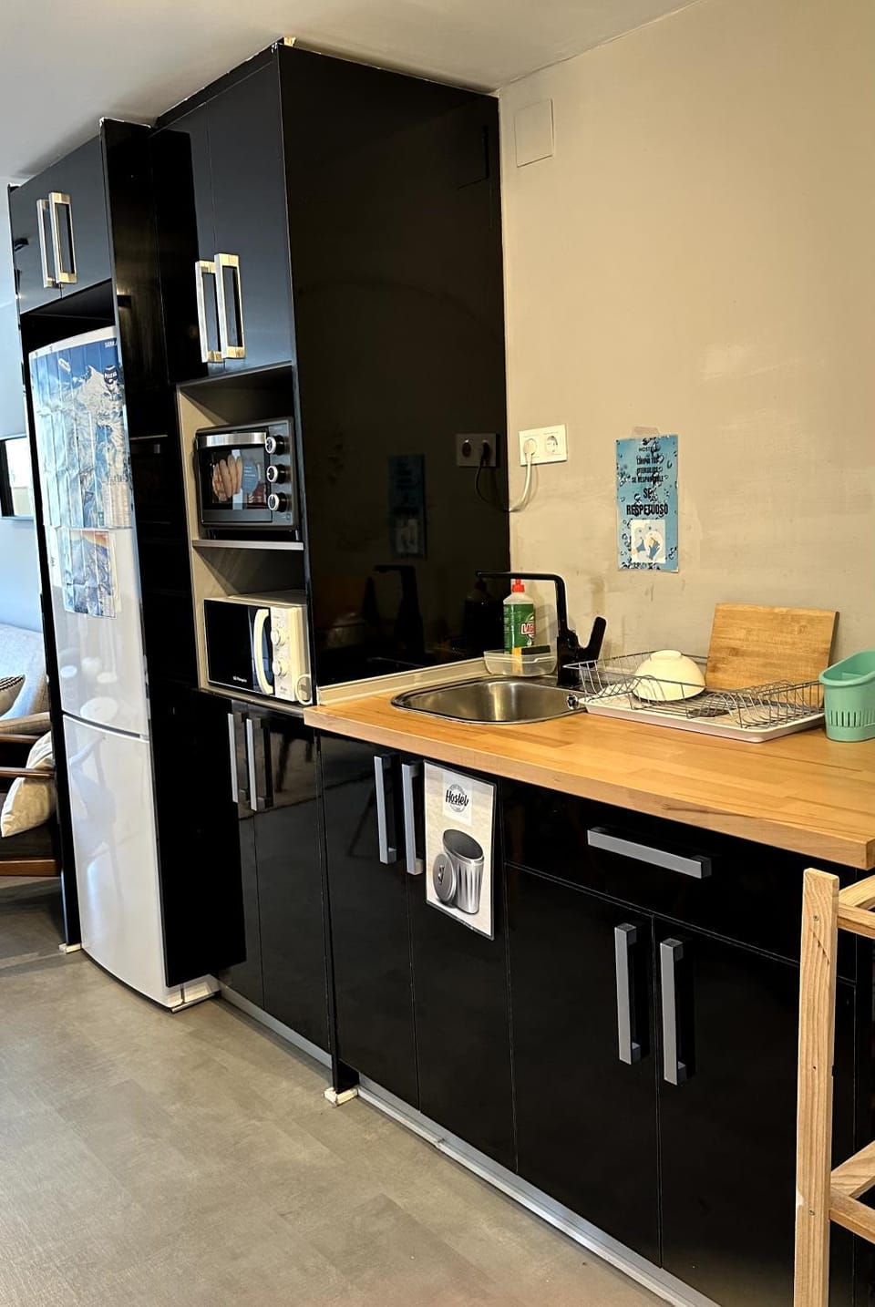 Kitchen or kitchenette, Kitchen or kitchenette