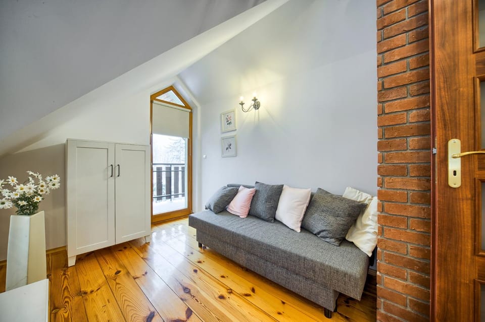 Photo of the whole room, Seating area, Bedroom, wardrobe