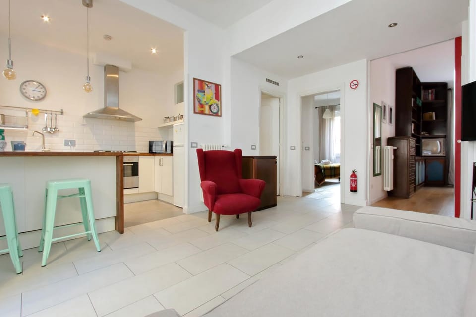 Kitchen or kitchenette, Living room
