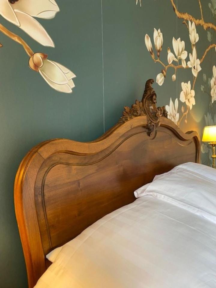 Bed, Seating area, Bedroom, City view