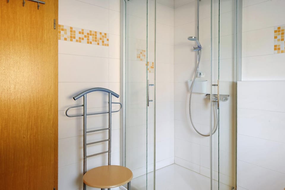 Bathroom, Living room