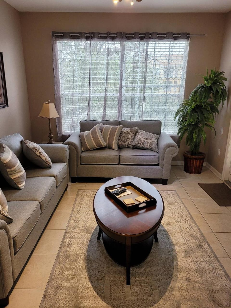 Windsor Hills 3 Bedroom Condo 2 Miles from Disney House in Windsor Hills