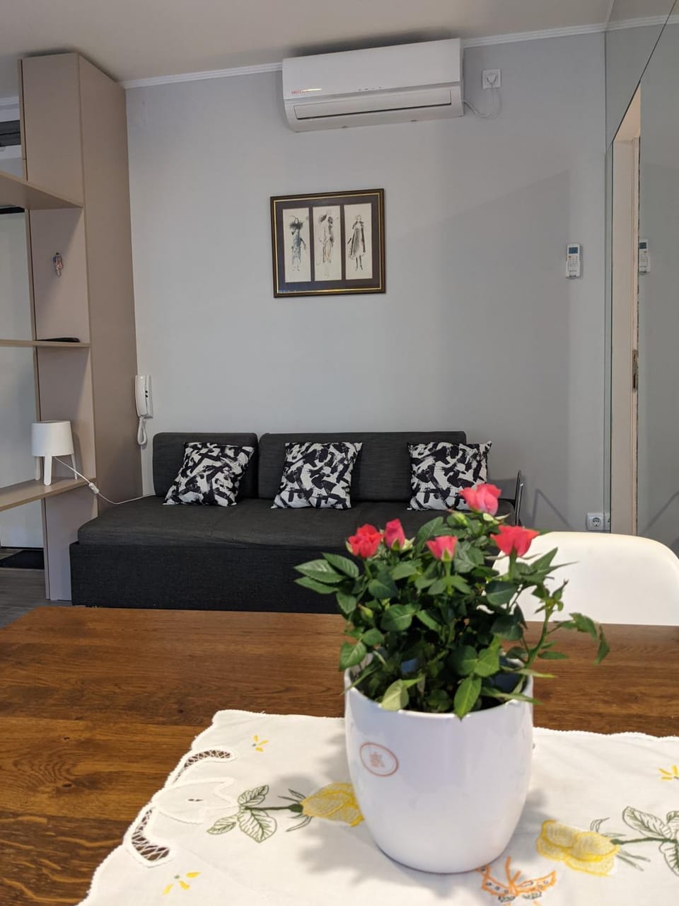 Living room, Seating area