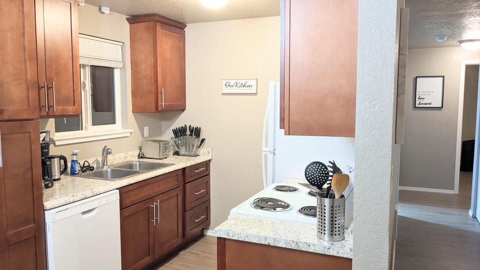 Beautiful Midtown Apartment✪ Kitsap⎜Essence Apartment in Port Orchard