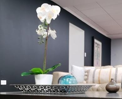 Lobby or reception, Decorative detail, Seating area