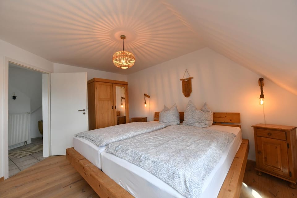 Bed, Bedroom, wardrobe