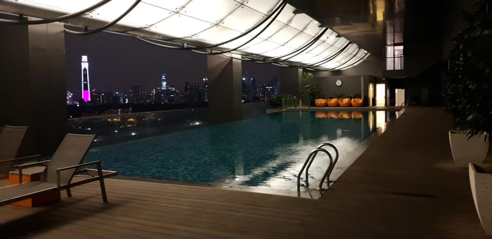 Swimming pool, Swimming pool