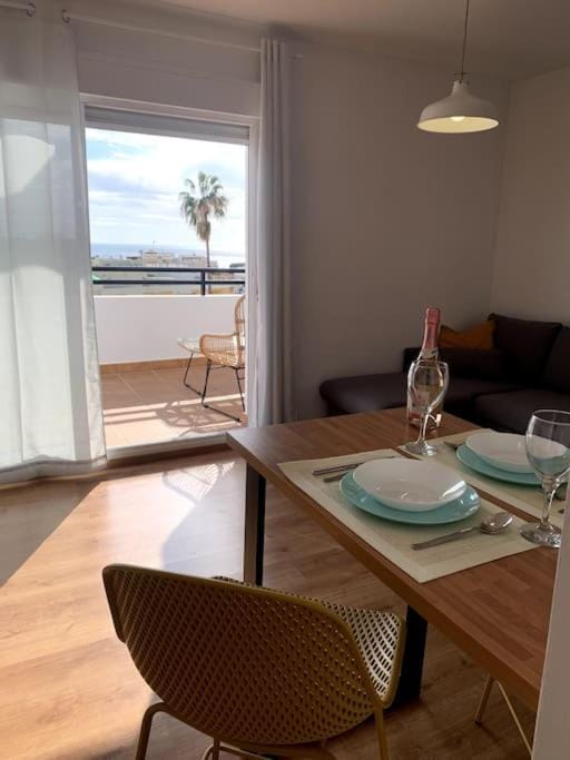 Precioso Apartamento, luminoso, equipado Apartment in Axarquía