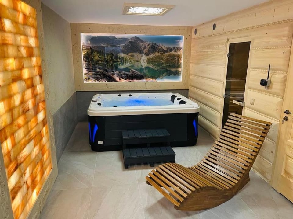 Hot Tub