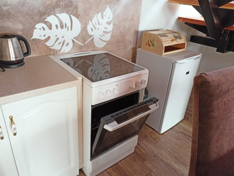 Coffee/tea facilities, Kitchen or kitchenette