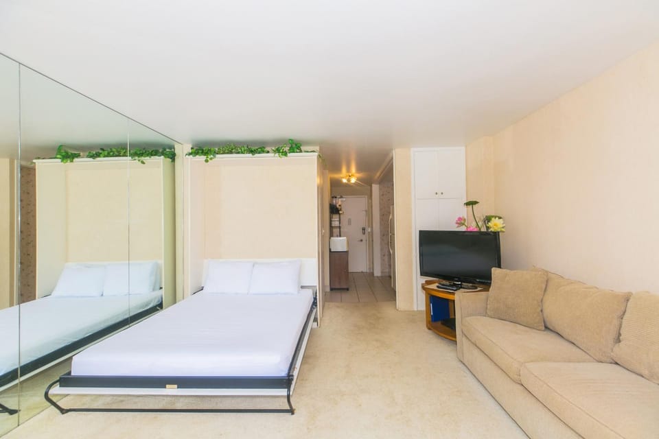 Ilikai Marina 985 Apartment in Honolulu