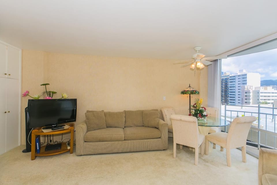 Ilikai Marina 985 Apartment in Honolulu