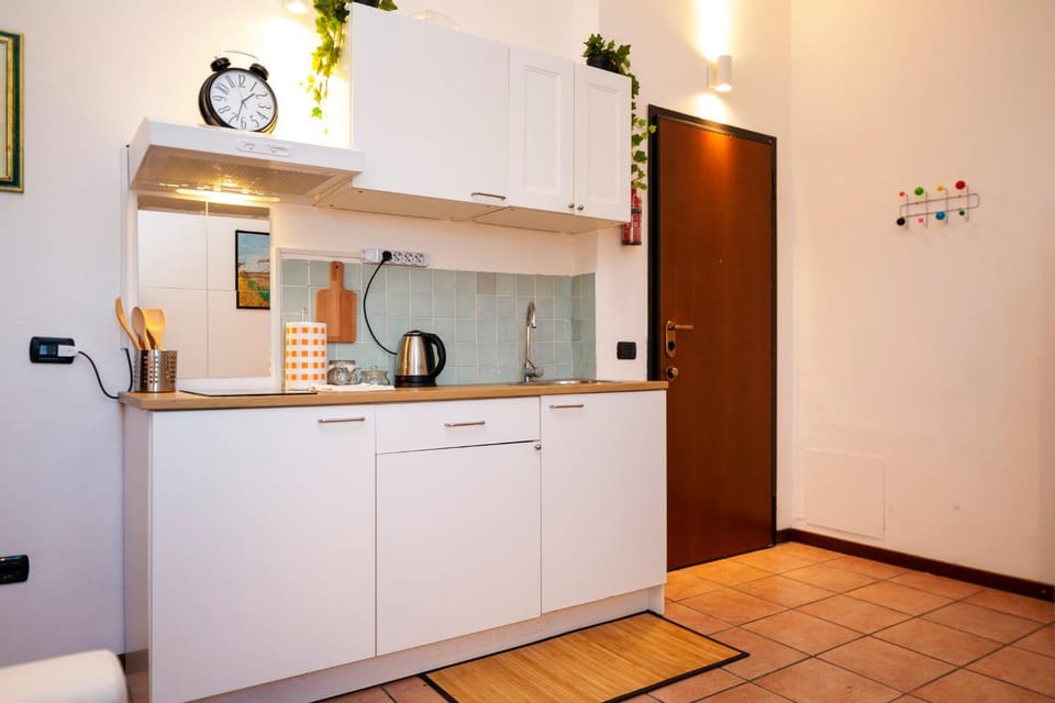 Coffee/tea facilities, Kitchen or kitchenette