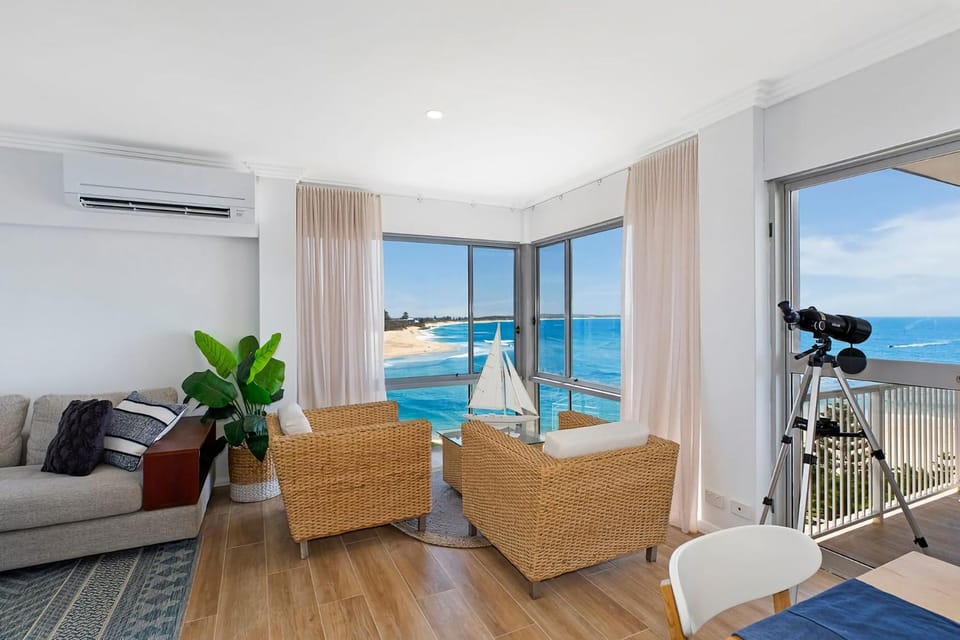 Dolphin Court Penthouse Apartment in The Entrance