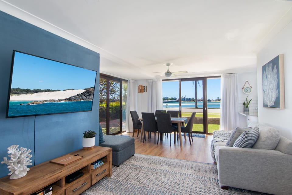 Living room, River view
