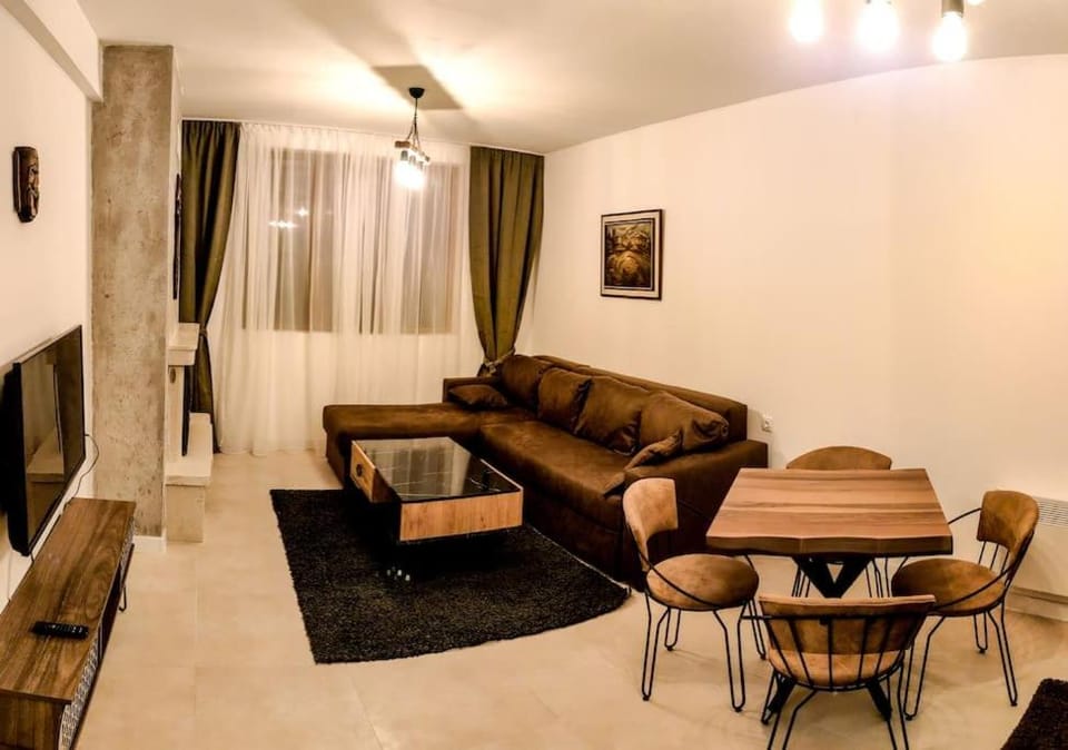 Living room, Seating area, Dining area