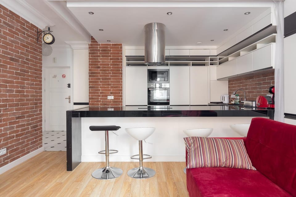 Kitchen or kitchenette
