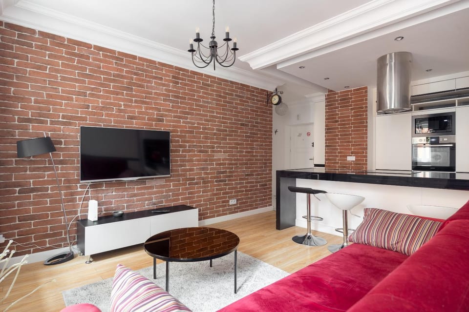 TV and multimedia, Kitchen or kitchenette