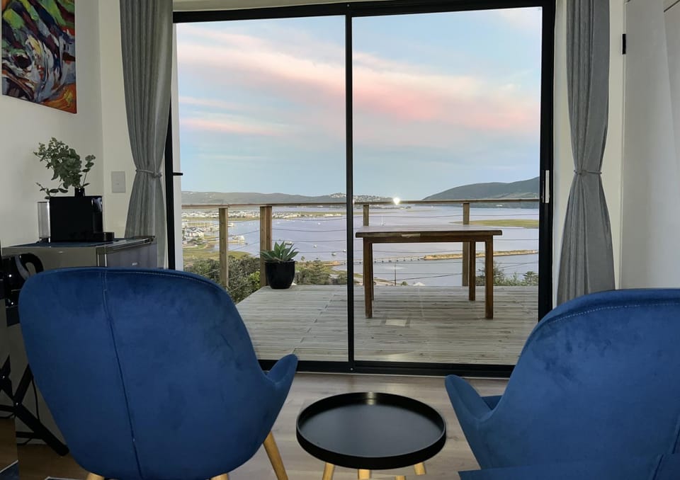 View (from property/room), Lake view, Sea view