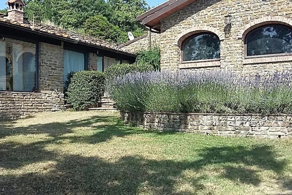 Property building, Facade/entrance, Garden