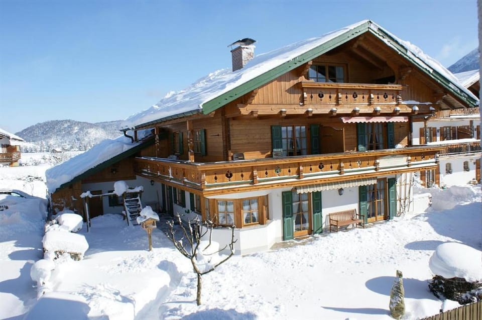 Property building, Winter