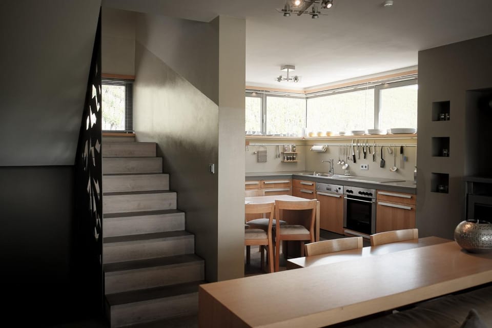 Property building, Kitchen or kitchenette, Living room