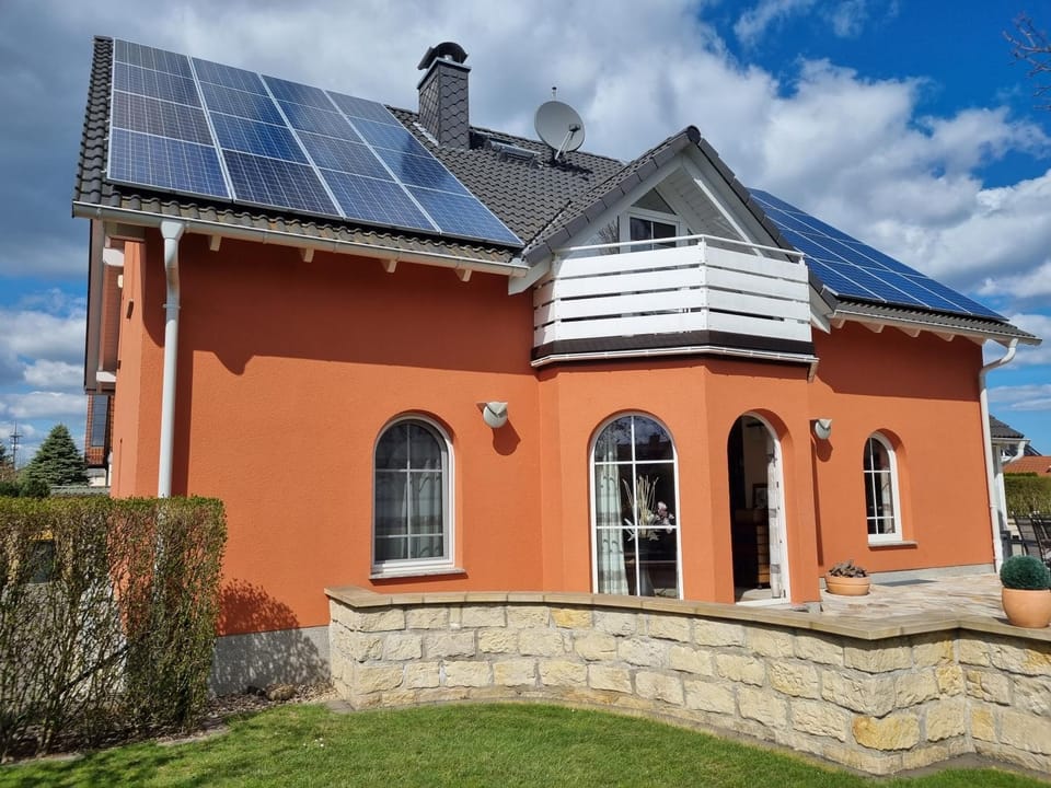 Ferienwohnung mit Pool am Stadtrand von Dresden Apartment in Freital