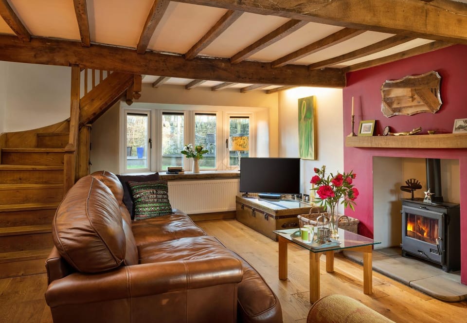 Communal lounge/ TV room, Living room