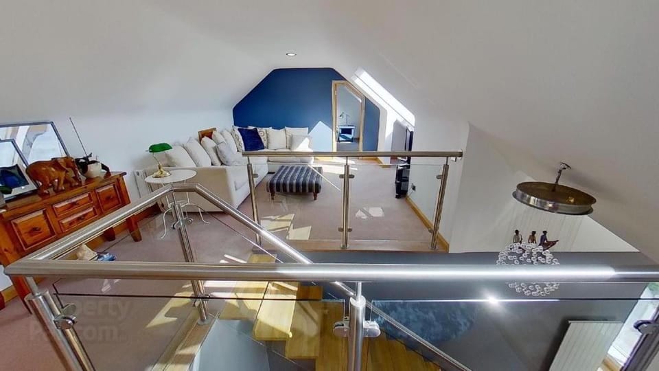 Communal lounge/ TV room, TV and multimedia