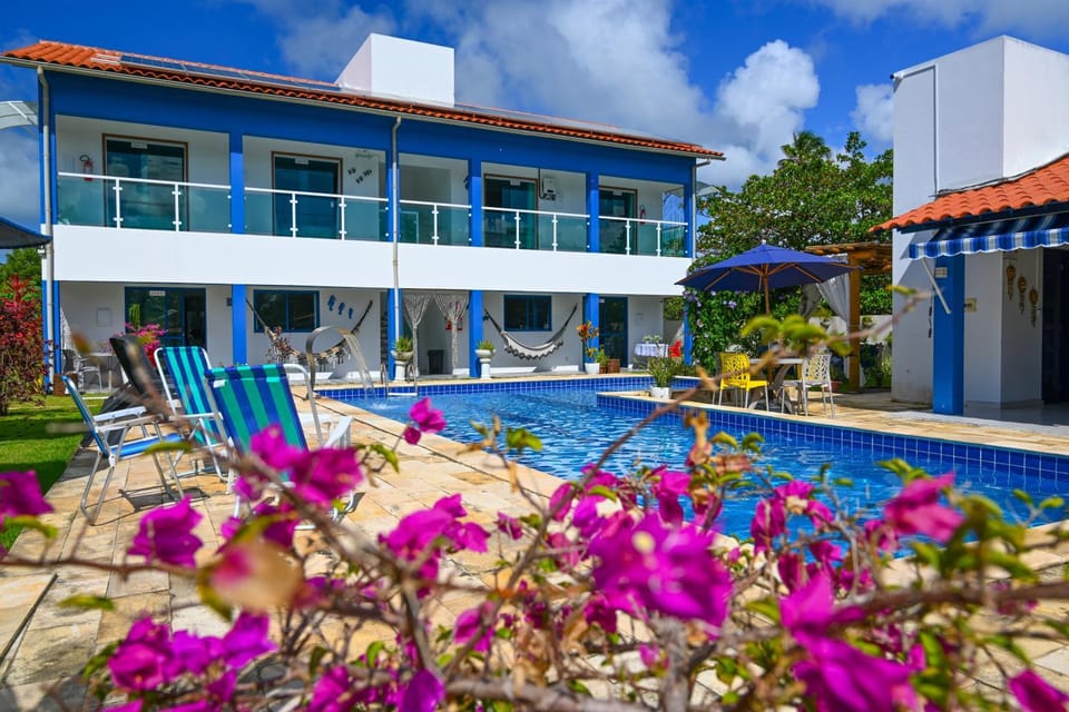 Property building, Day, Pool view, Swimming pool
