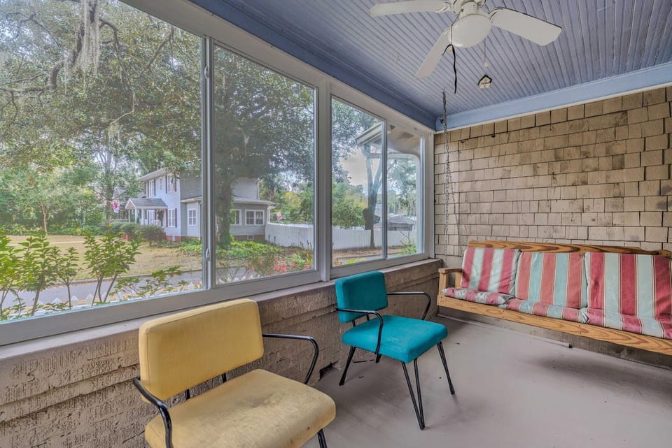 Chic Ocala Home w/ Yard ~ 1 Mi to Dtwn Square House in Ocala