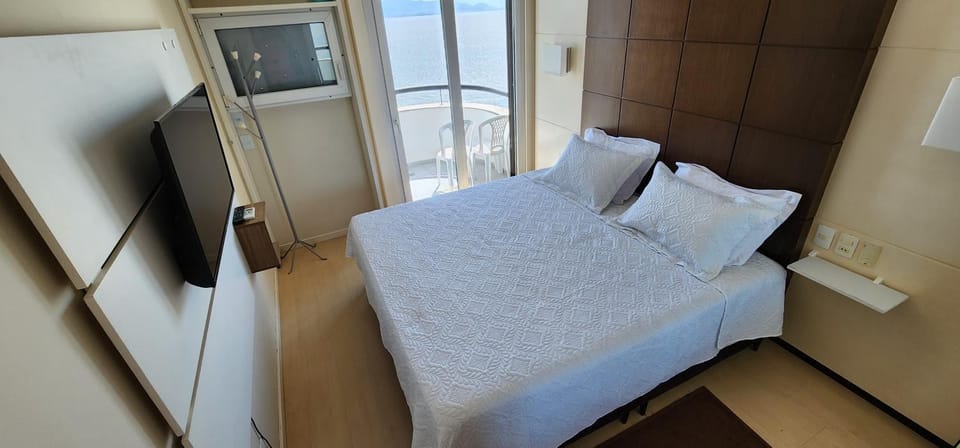 APTO BEIRAMAR NORTE - FRENTE PRO MAR Apartment in Florianopolis