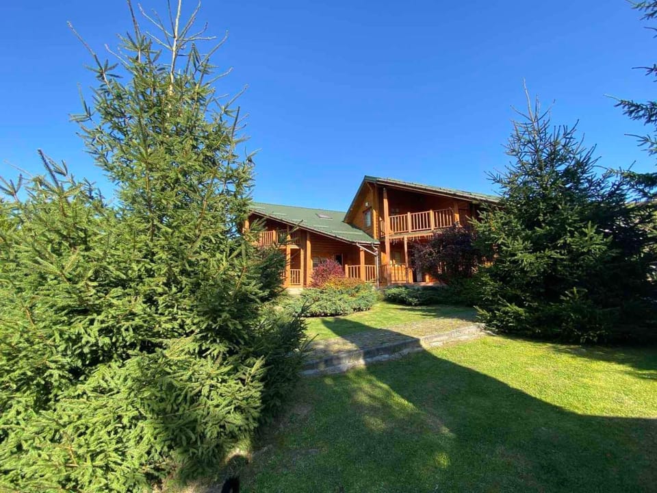 Property building, Natural landscape, Garden