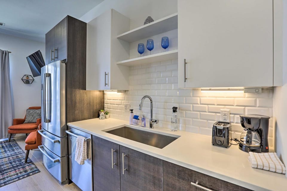 Downtown Denver Studio < 1 Mi to Coors Field! Apartment in Denver