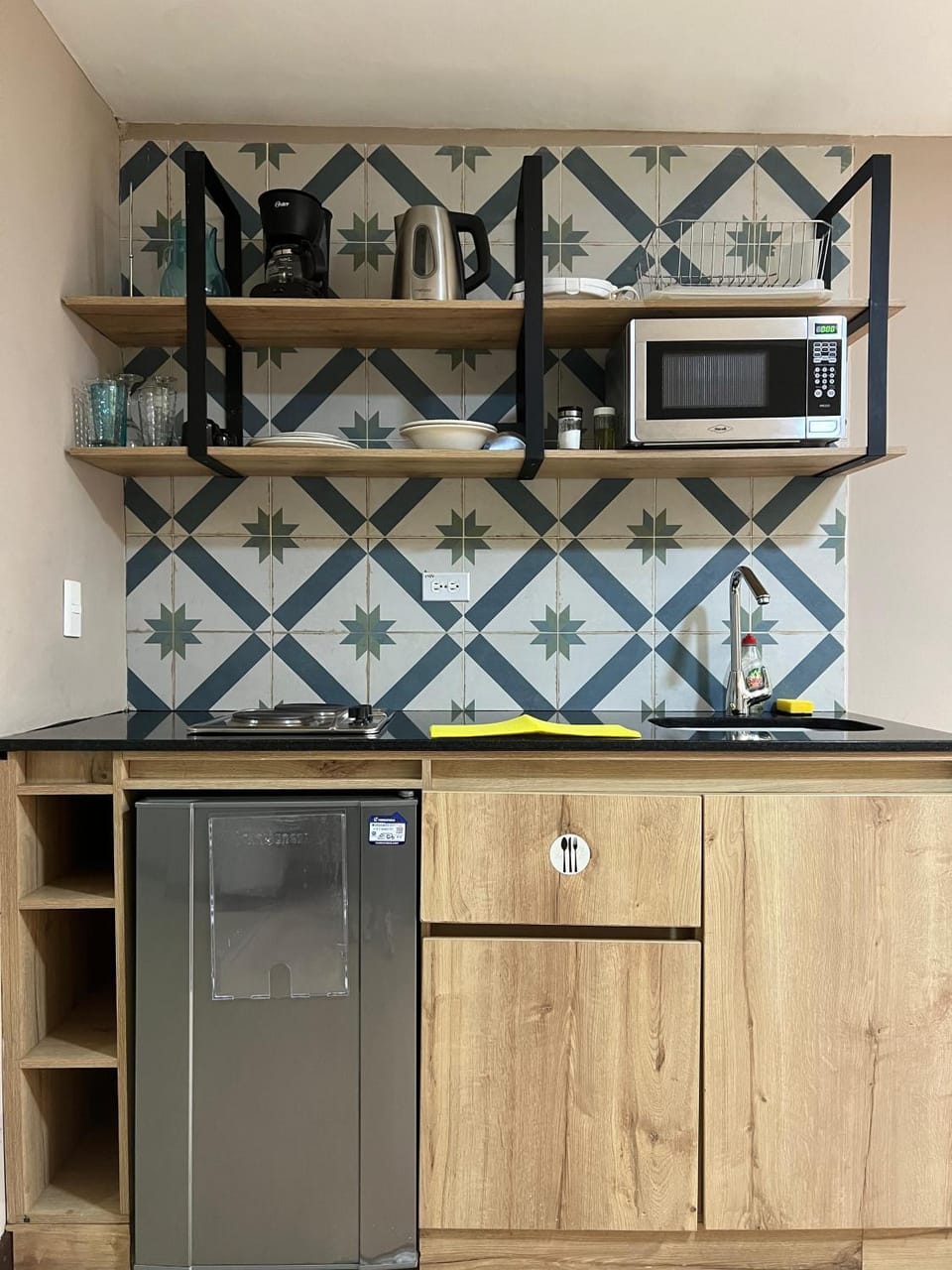 Económico alojamiento en Medellín por días - A102 By Roots Rentals Apartment in Medellin
