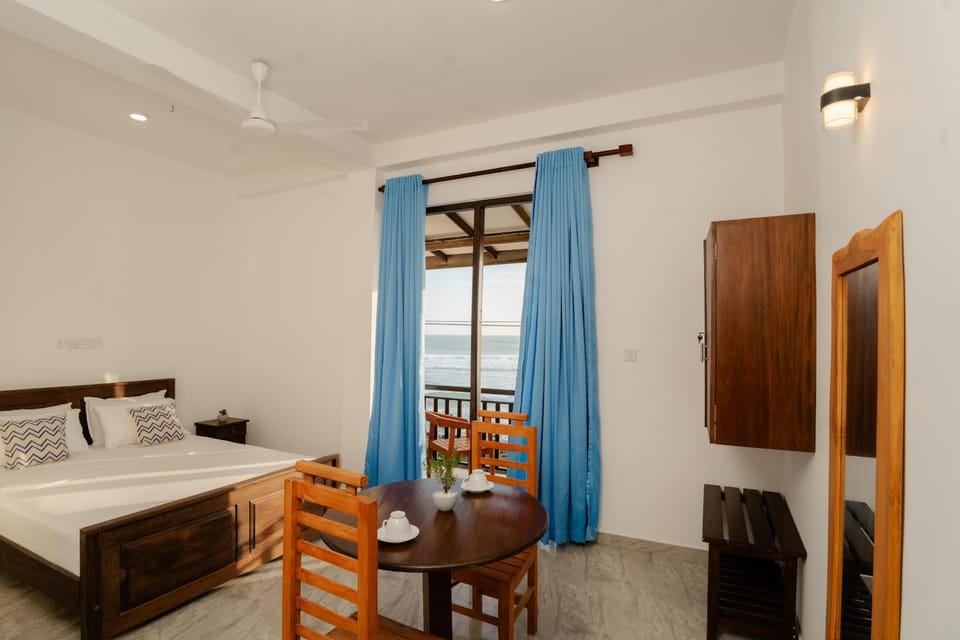 Horizon Palace - Kabalana Hotel in Ahangama