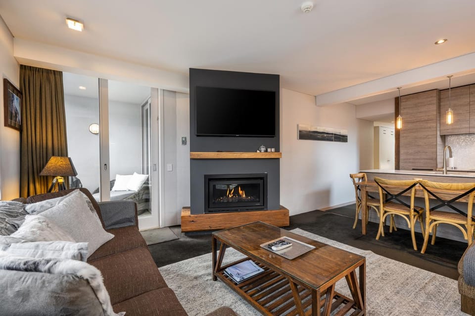Living room, flat iron