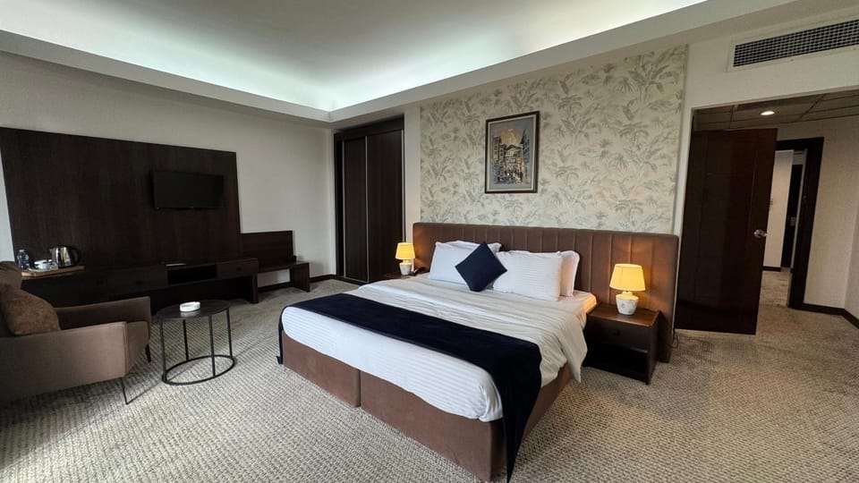 فندق بغداد Baghdad International Hotel Hotel in Africa