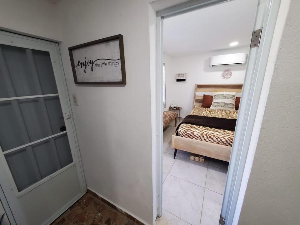 Aguadilla Breeze apt in gated complex 8 minute walk to Crashboat beach Apartment in Borinquen